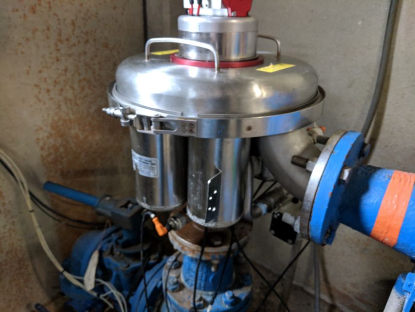 city_of_fishers_pneumatic_phoenix_wastewater_pump_seal_water_2.jpg